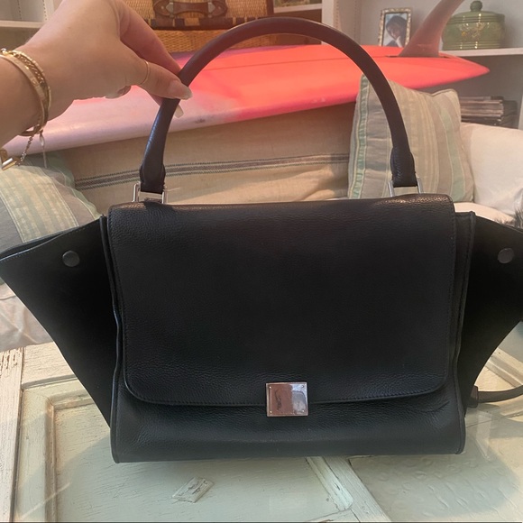Céline Trapeze Shoulder Bag | Medium - Picture 4 of 11